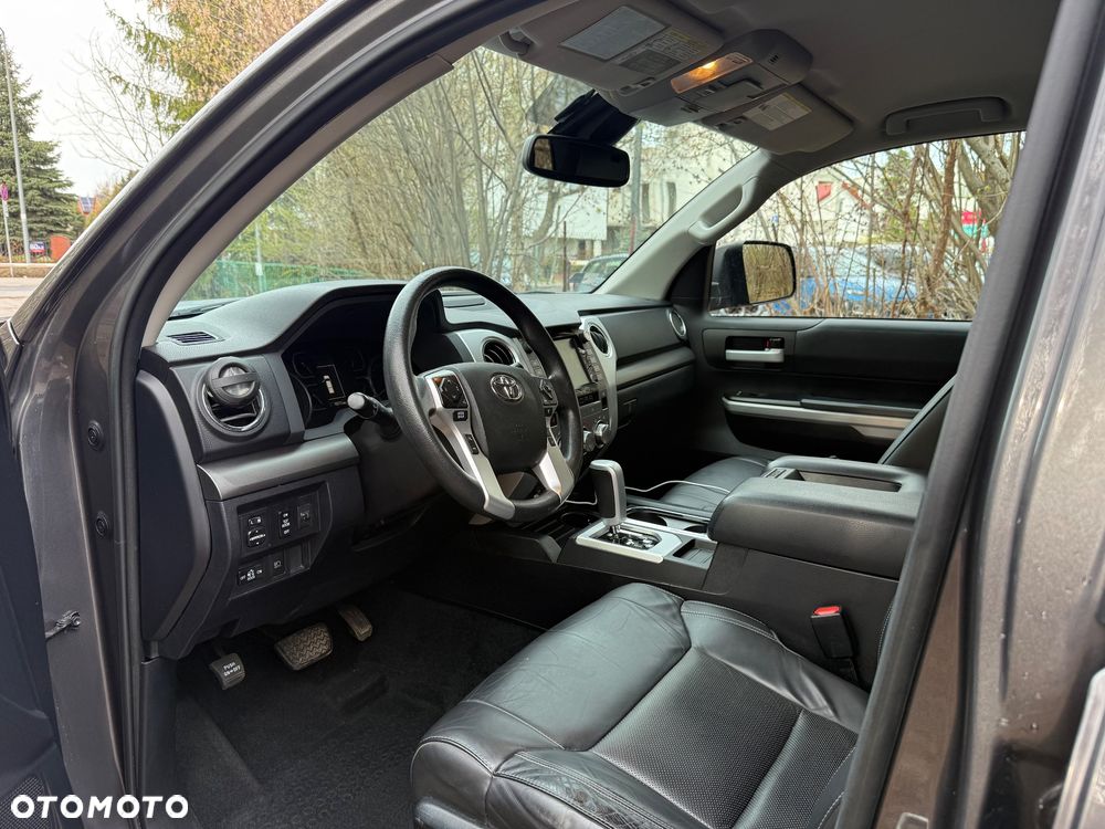 Toyota Tundra - 18