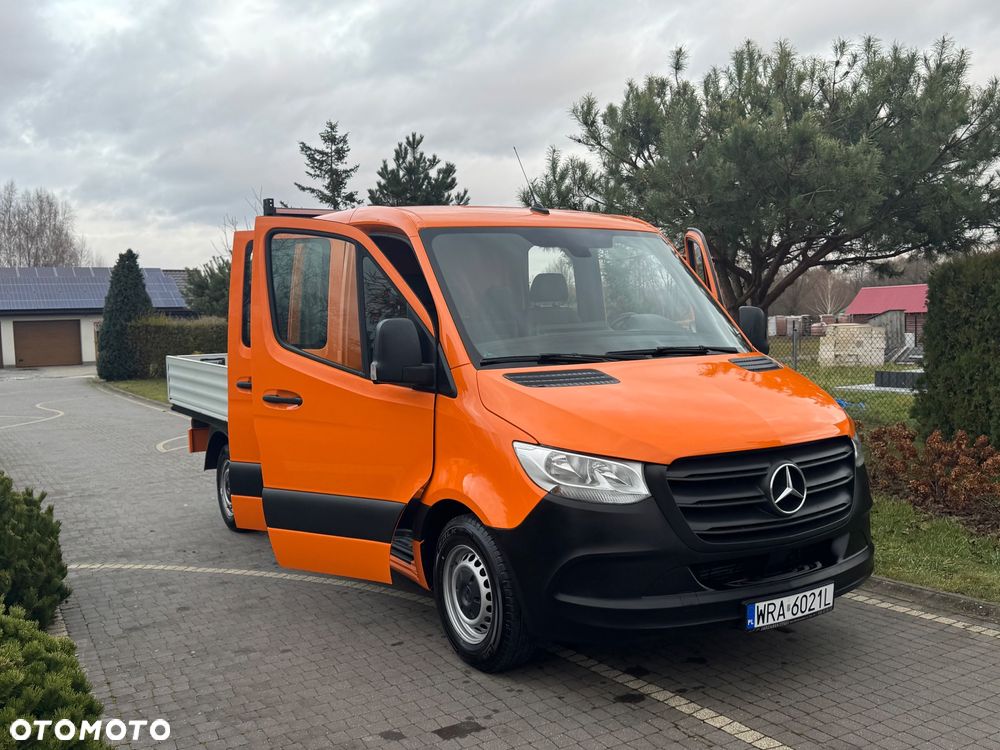 Mercedes-Benz Sprinter - 13
