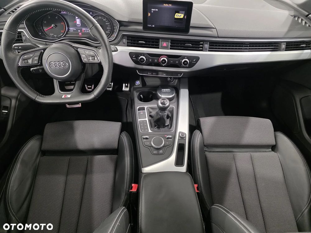 Audi A4 Avant - 26