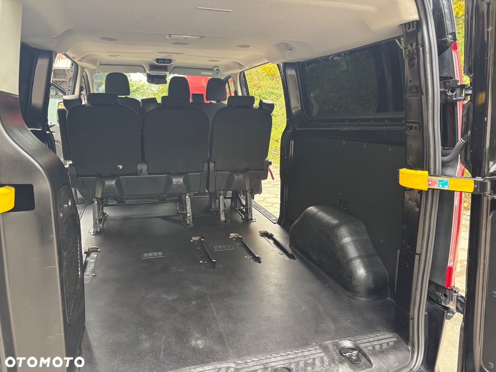 Ford Transit Custom 290 L2H1 Limited - 31