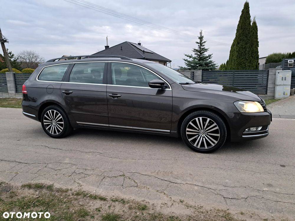 Volkswagen Passat Variant 2.0 TDI BlueMotion Technology Highline - 8
