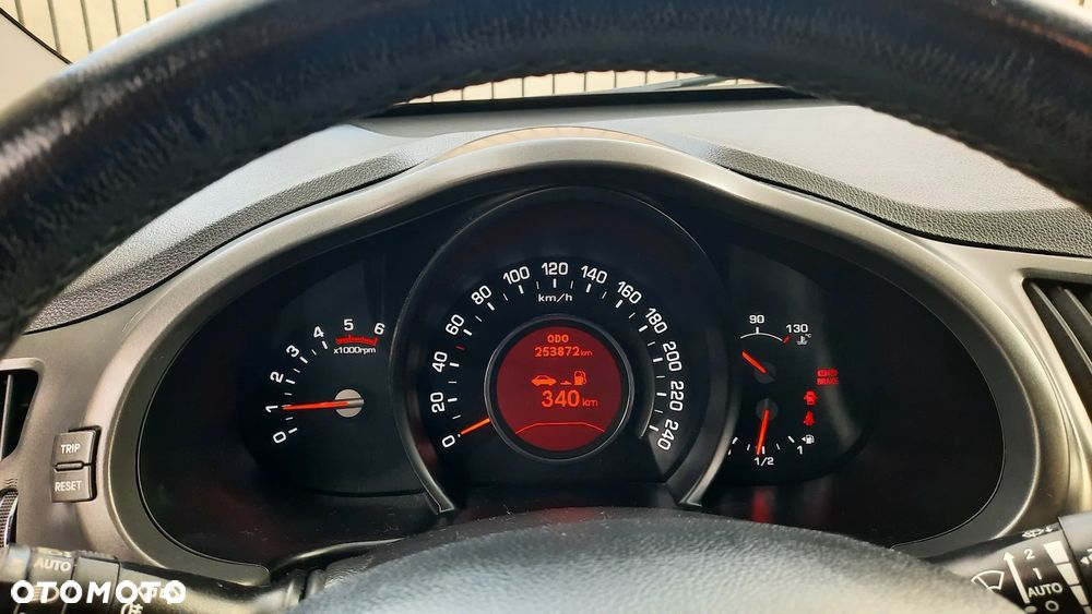Kia Sportage - 12
