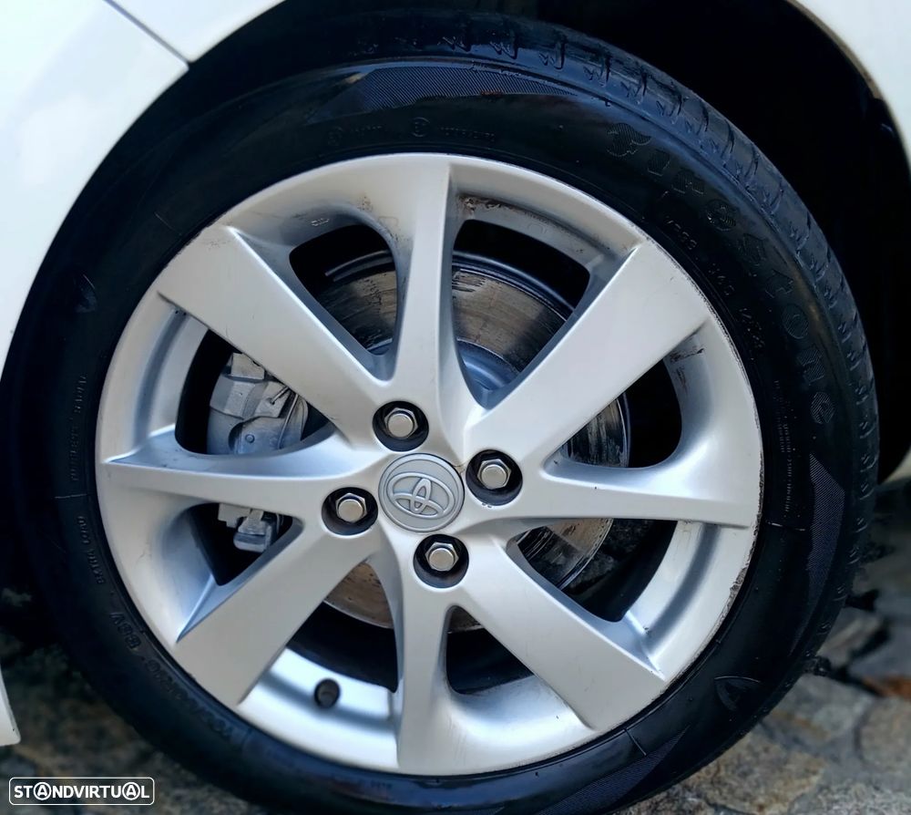 Toyota Yaris 1.5 HSD Sport +P.Techno+P.Luxury - 20