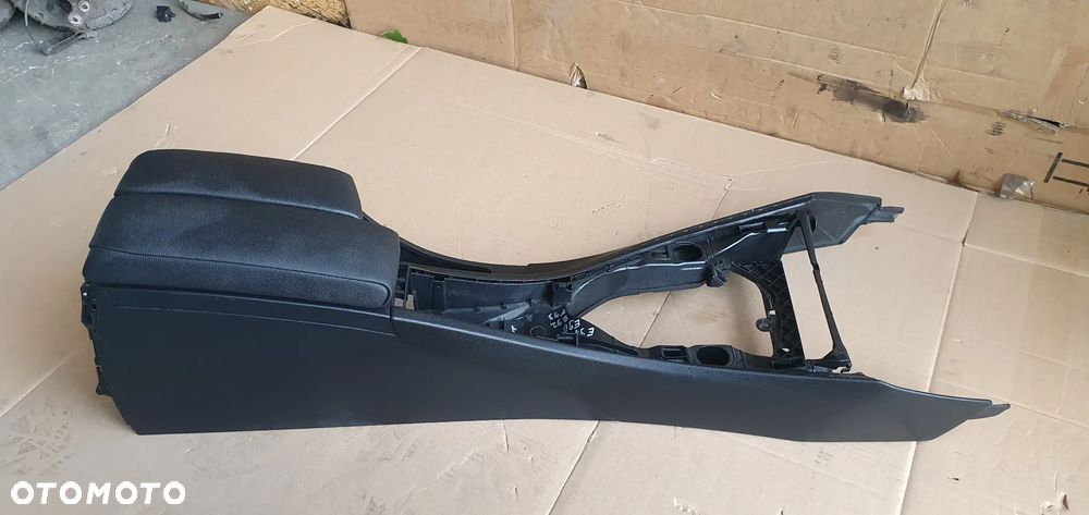 Tunel środkowy podłokietnik skóra skórzany BMW 3 E90 - 4