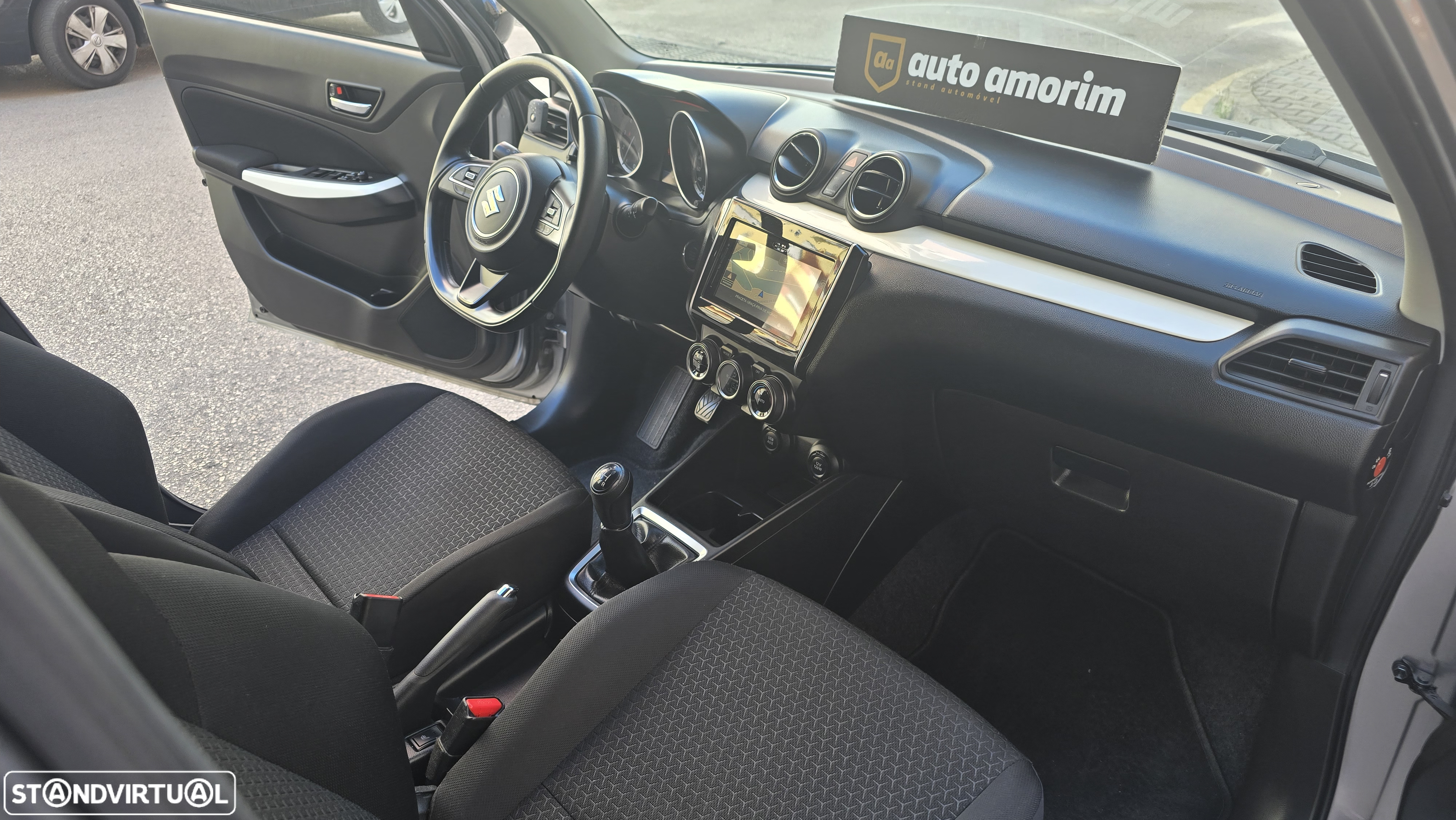 Suzuki Swift 1.2 VVT GLX SHVS - 26