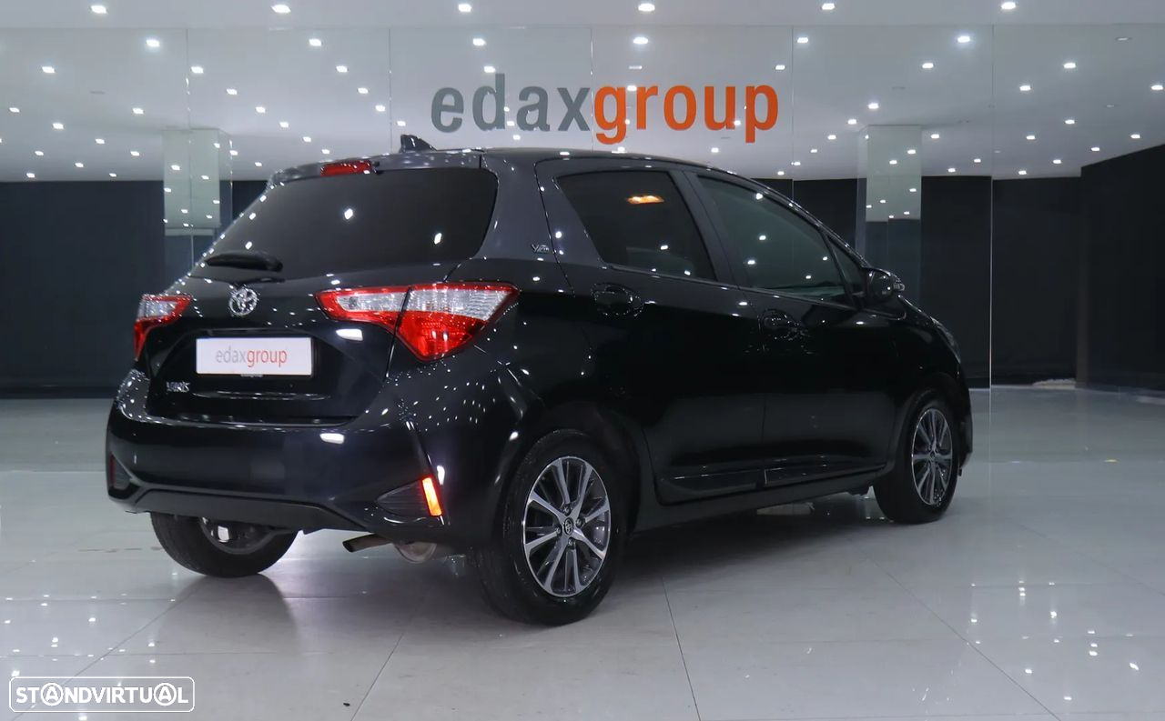 Toyota Yaris 1.0 VVT-i 20 Anos - 3