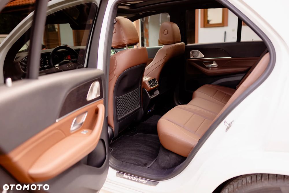 Mercedes-Benz GLE - 19