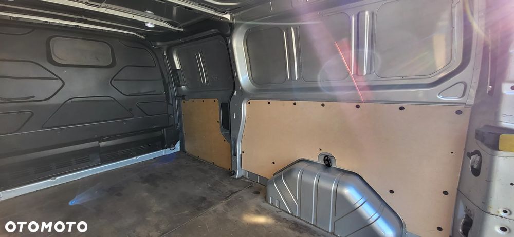 Ford Transit custom - 14
