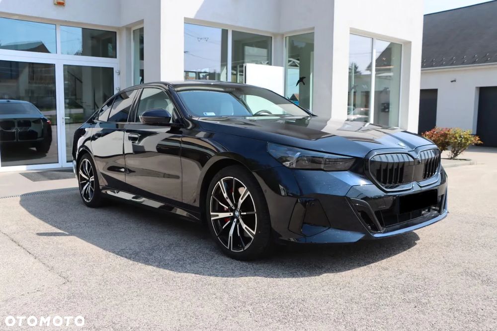 BMW Seria 5 540d xDrive mHEV M Sport - 5