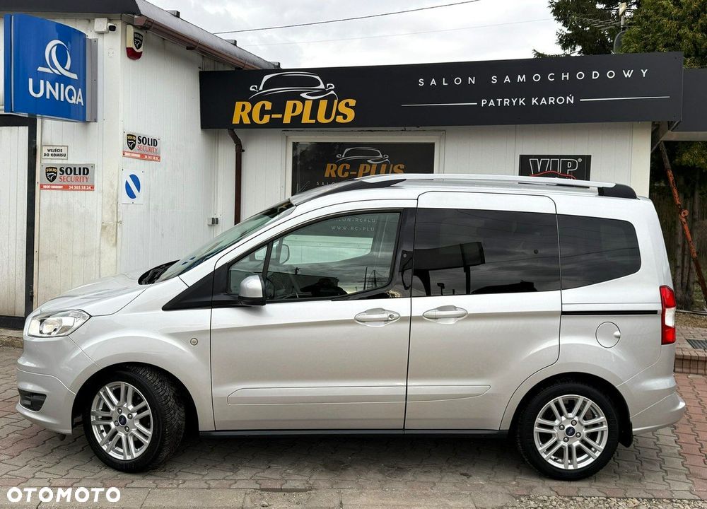 Ford Tourneo Courier 1.0 EcoBoost S&S Titanium - 6