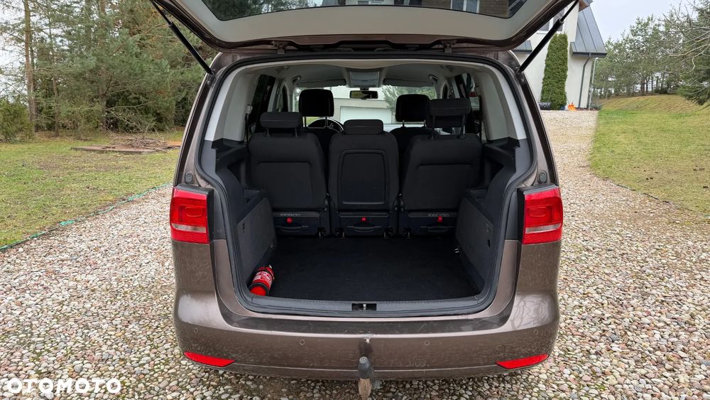 Volkswagen Touran 1.6 TDI DPF BlueMotion Technology MATCH - 8