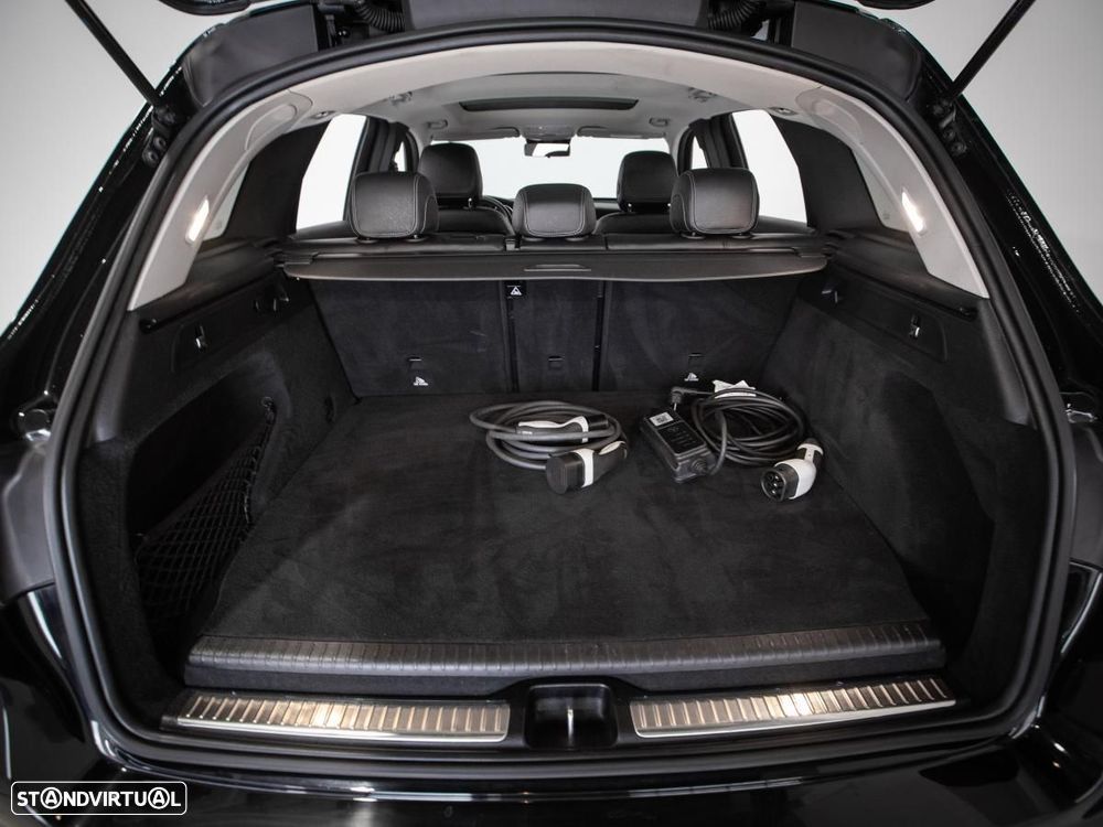 Mercedes-Benz GLC 300 de 4Matic - 36
