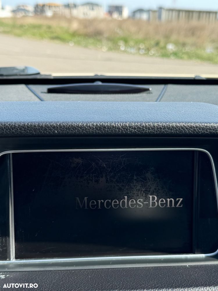 Mercedes-Benz E - 18