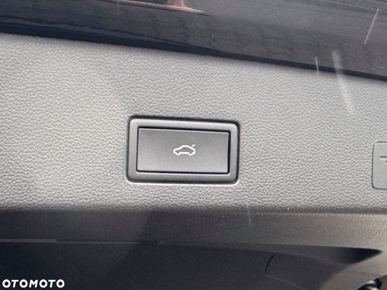 Volkswagen Golf - 12