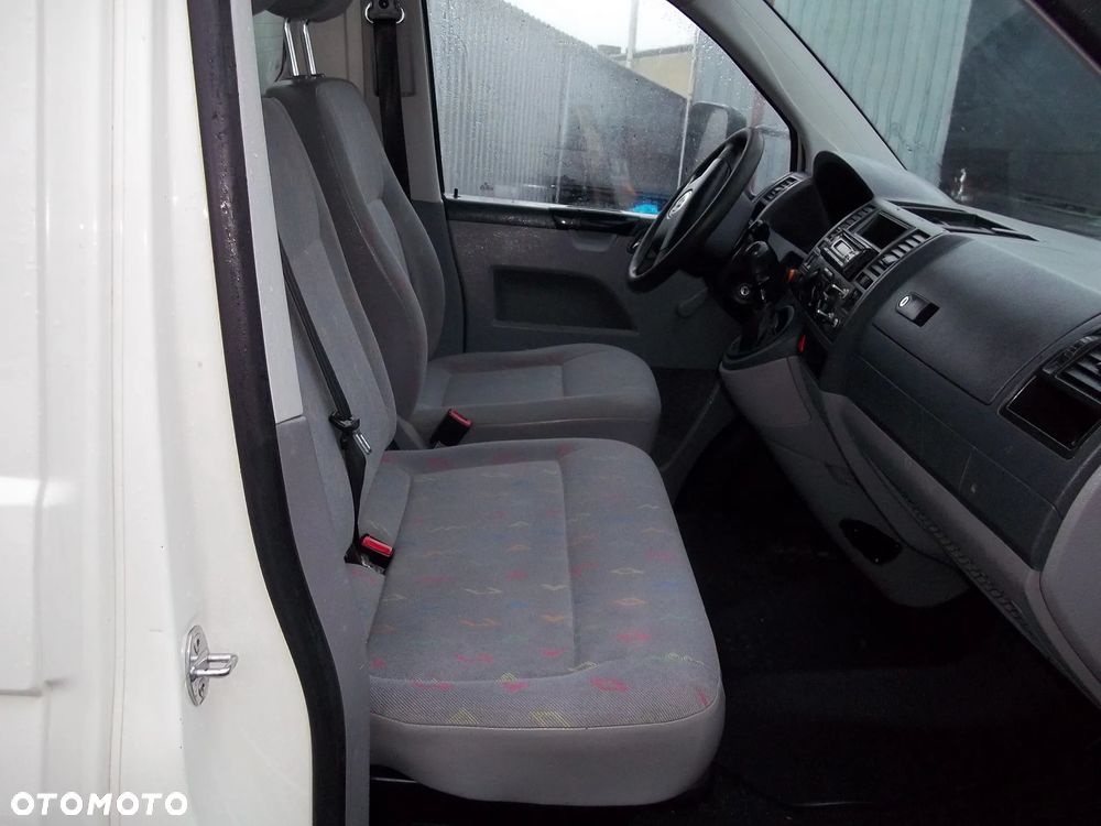 Volkswagen transporter - 3