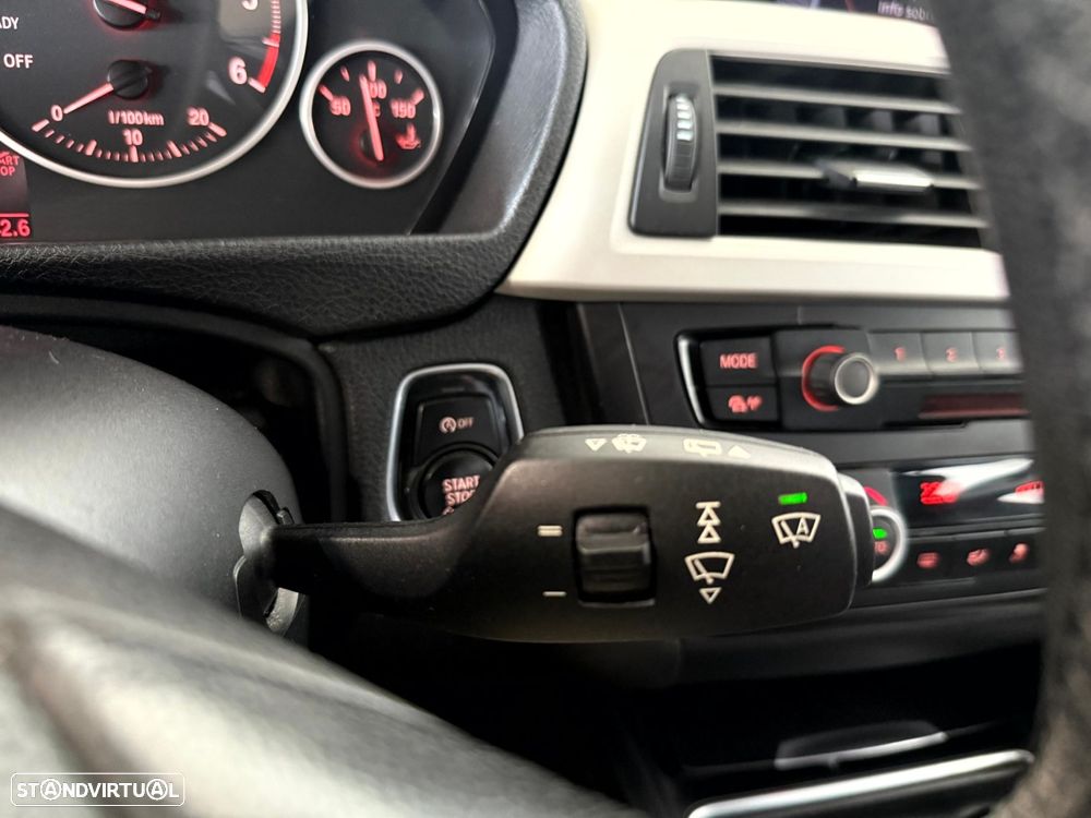 BMW 318 d Touring Navigation - 9