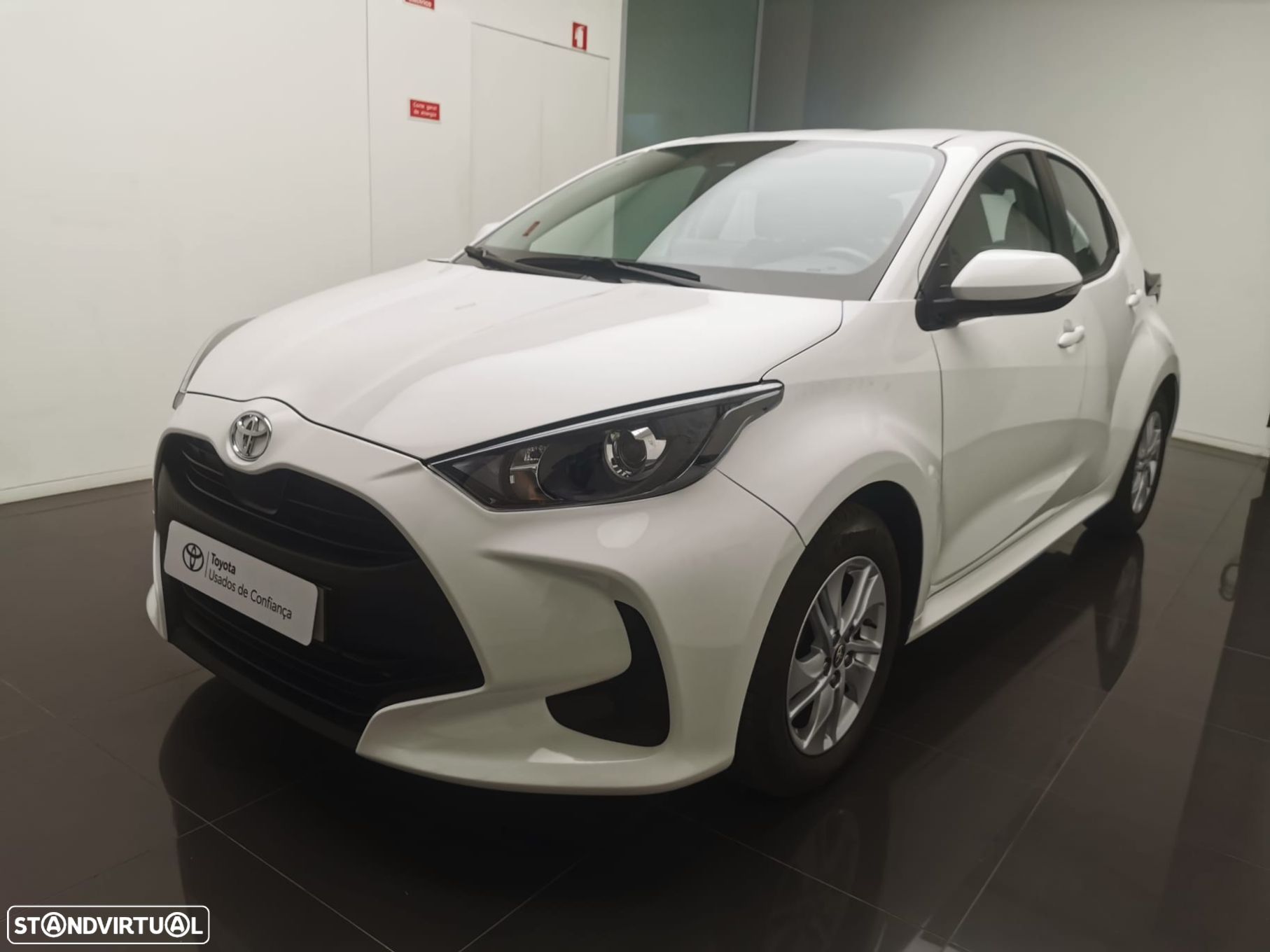 Toyota Yaris 1.0 VVT-i Comfort Plus - 1