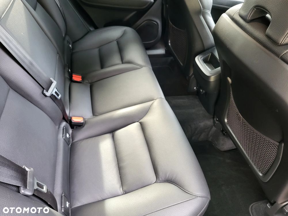 Volvo XC 60 B5 B AWD Inscription - 16