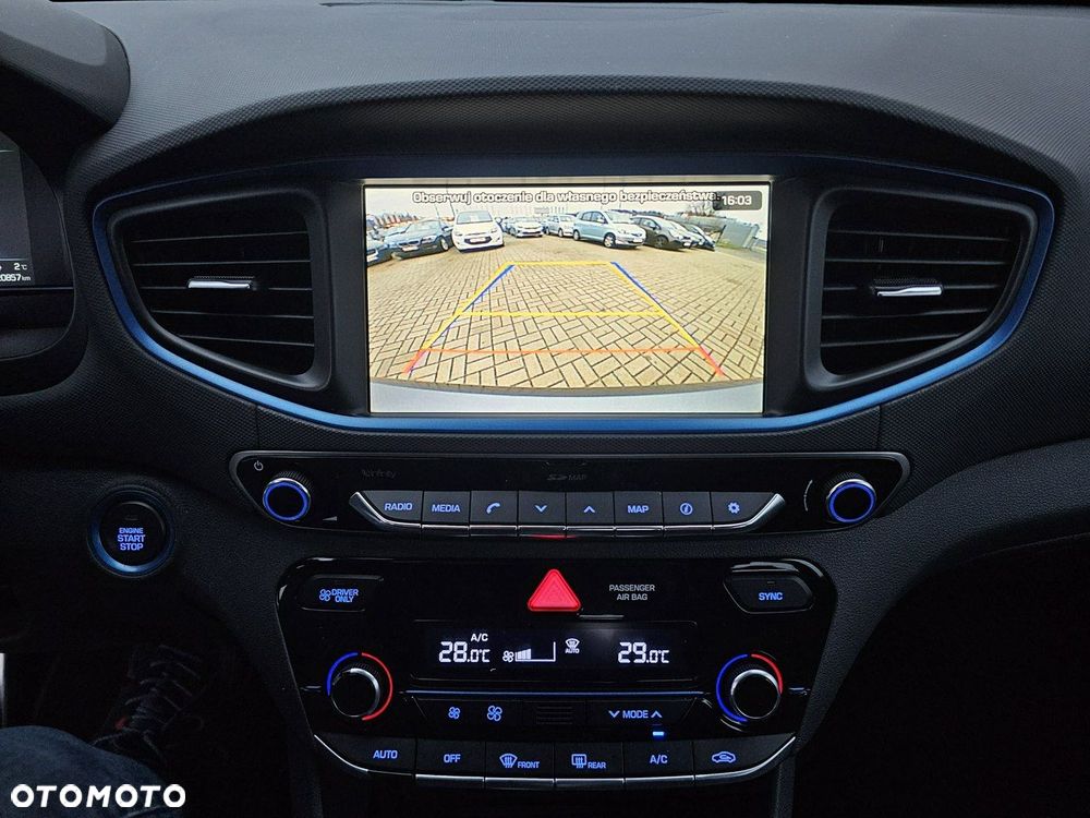 Hyundai IONIQ Hybrid Platinum - 37