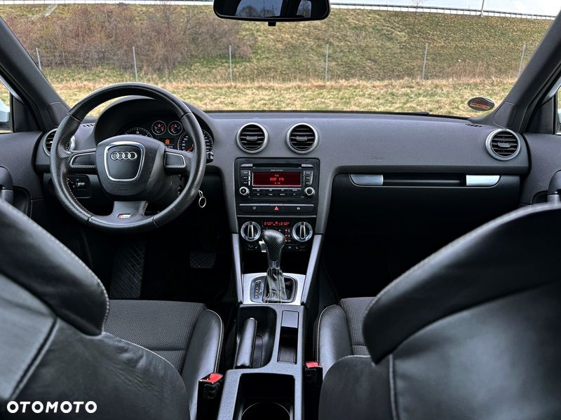 Audi A3 Sportback 2.0 TDI DSG S line Sportpaket plus - 13