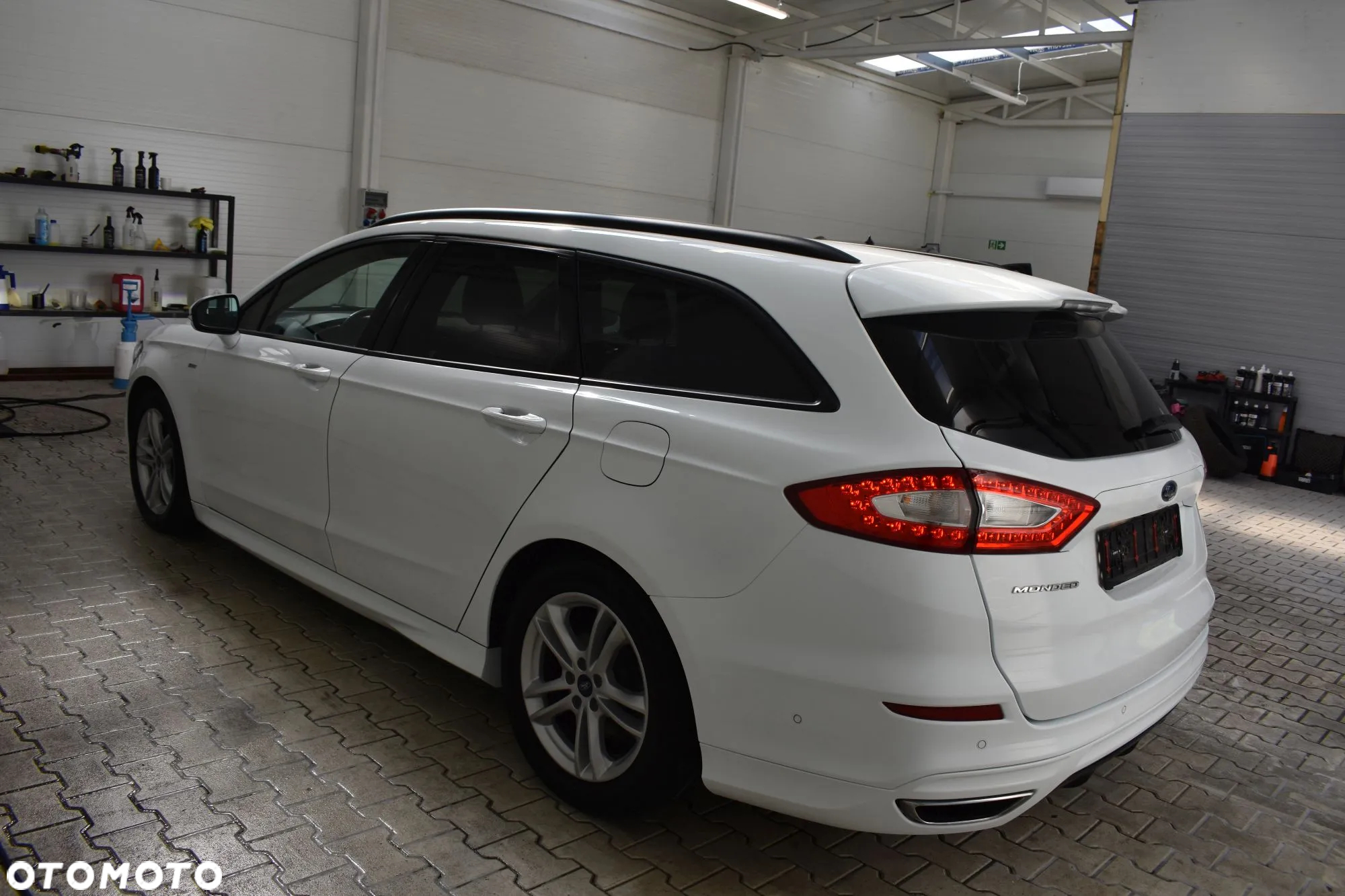 Ford Mondeo Turnier 2.0 TDCi Start-Stopp ST-Line - 11