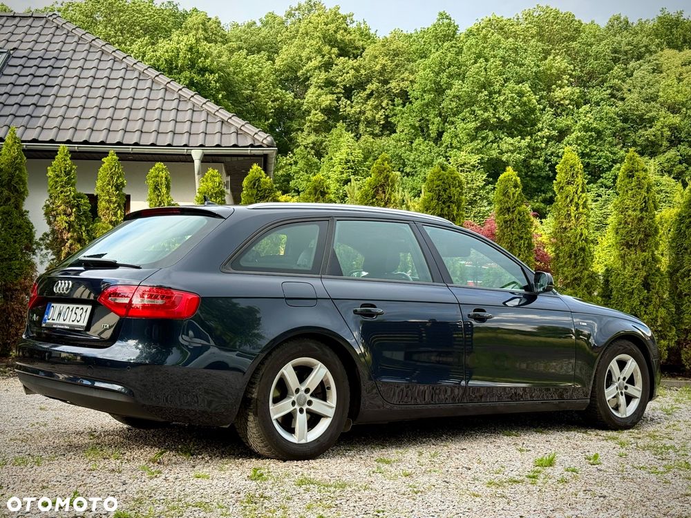 Audi A4 Avant 2.0 TDI DPF clean diesel multitronic S line Sportpaket - 24