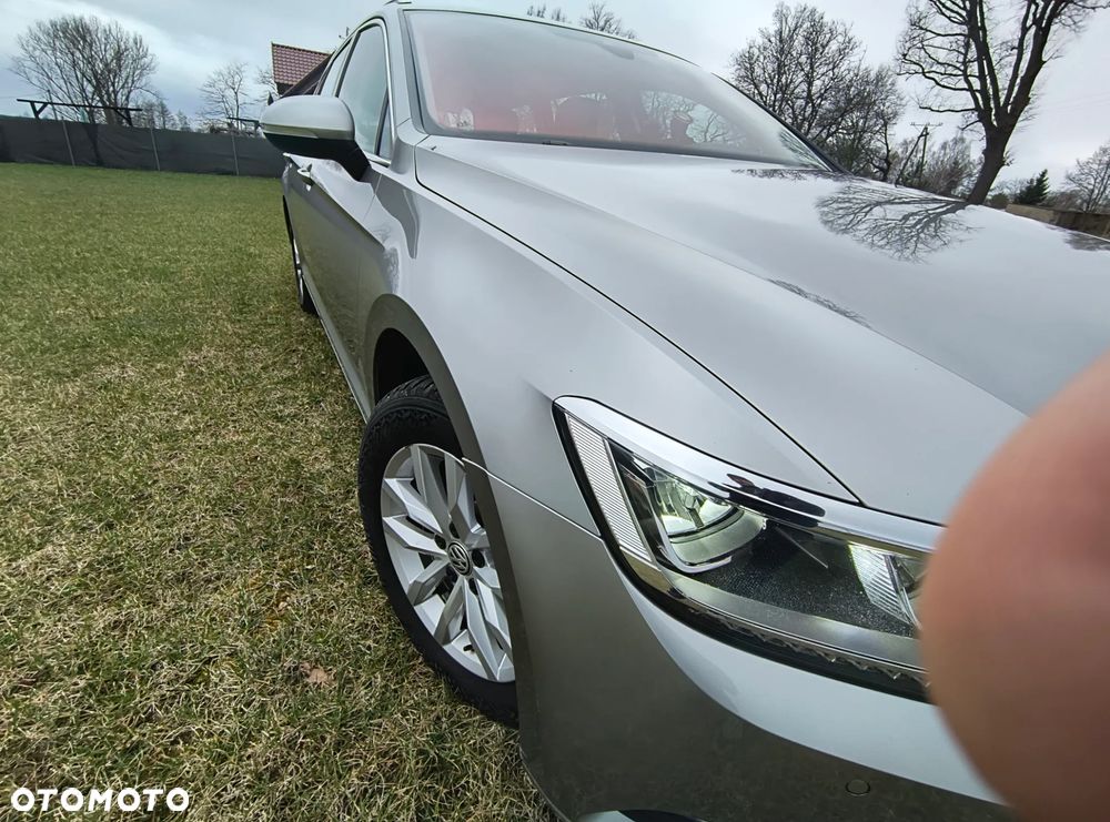 Volkswagen Passat 2.0 TDI (BlueMotion Technology) Highline - 12