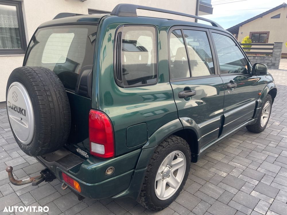 Suzuki Grand Vitara 2.0i - 5