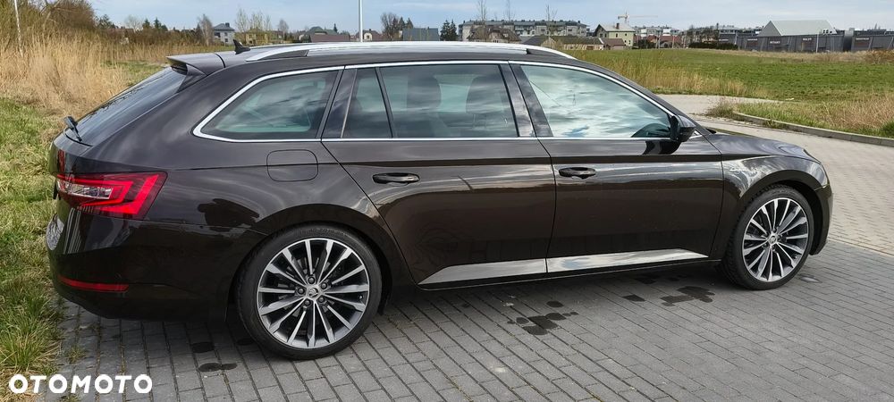Skoda Superb 2.0 TDI L&K DSG - 10