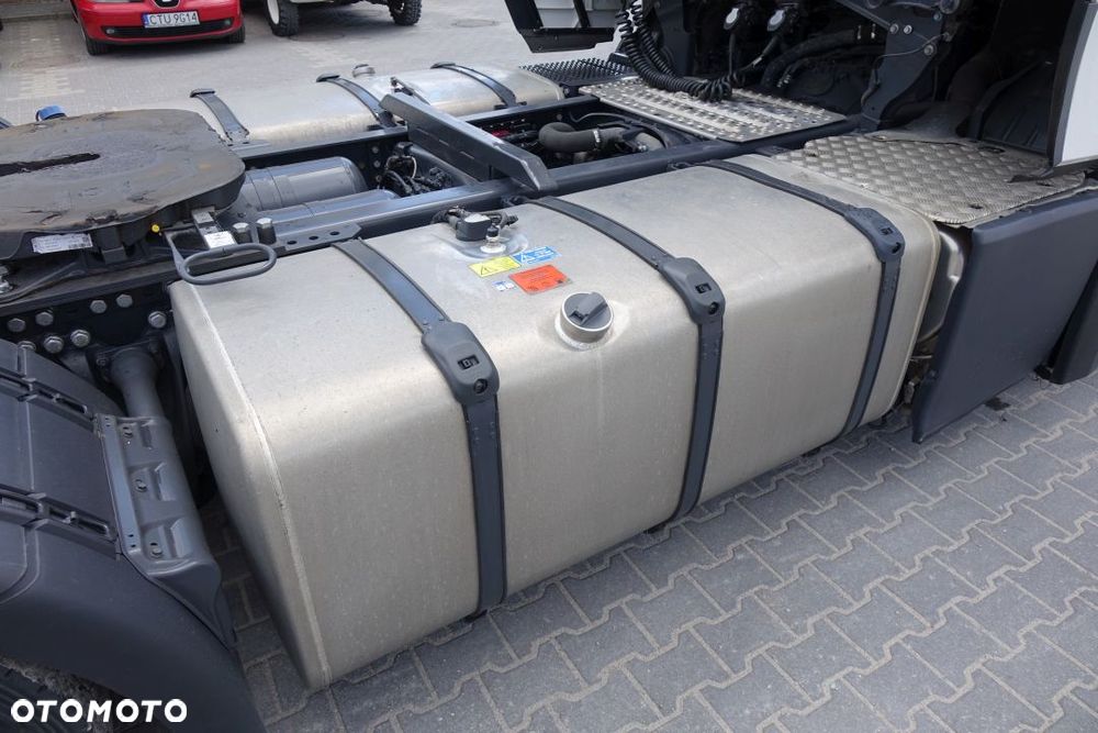 Scania R450 / EURO 6 / MEGA / LOW DECK / AUTOMAT / RETARDER / LODÓWKA  /  2 ZBIORNIKI 700L / PO KONTRAKCIE - 16