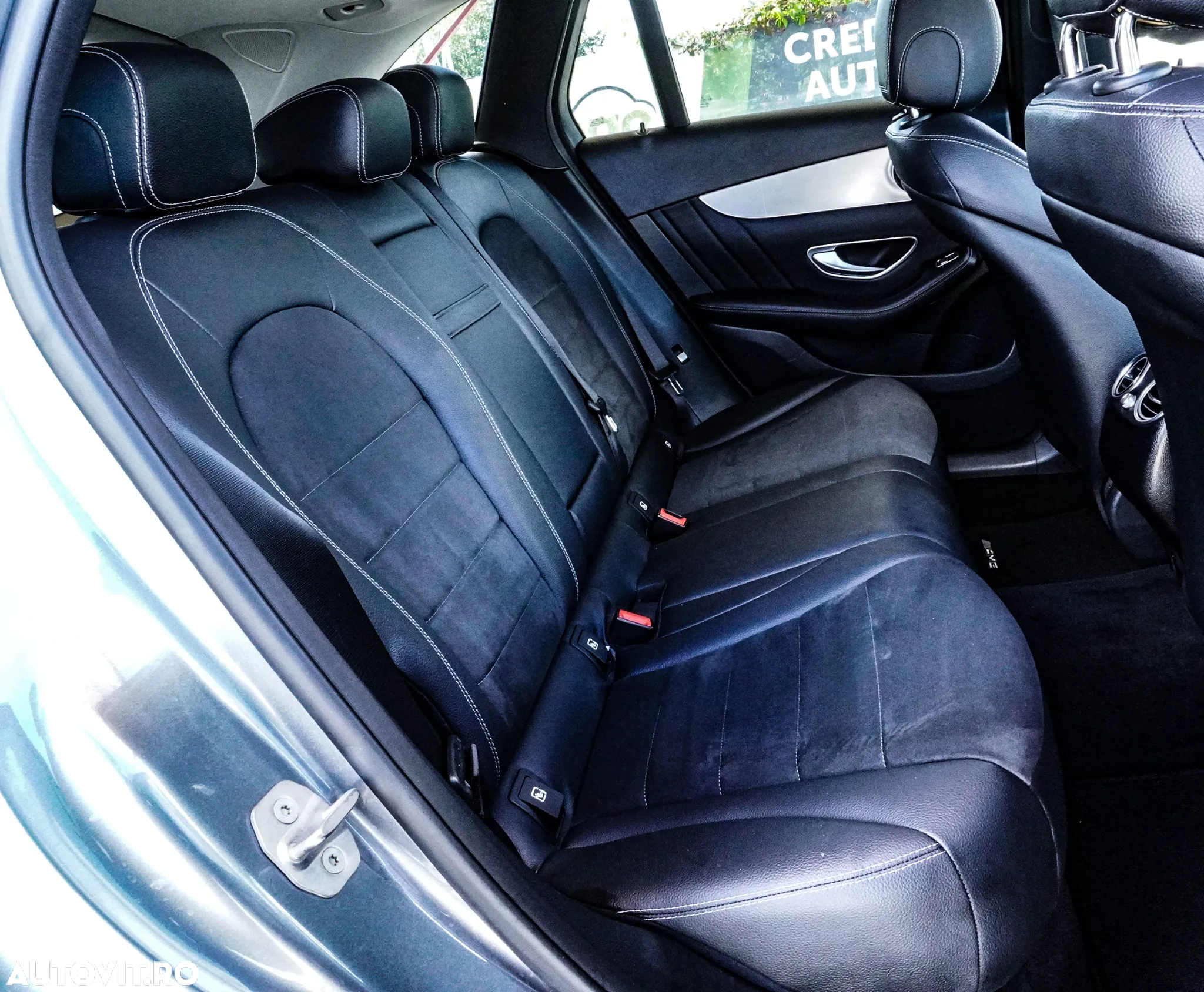 Mercedes-Benz GLC 250 d 4MATIC - 17