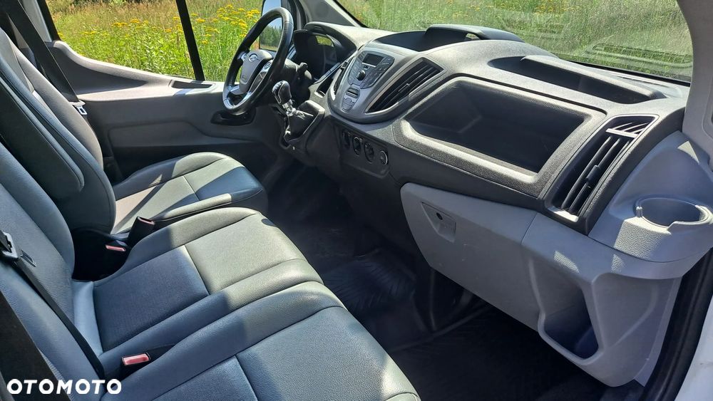 Ford Transit - 21