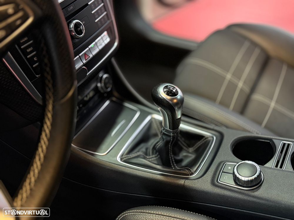 Mercedes-Benz A 180 CDI (BlueEFFICIENCY) Urban - 20