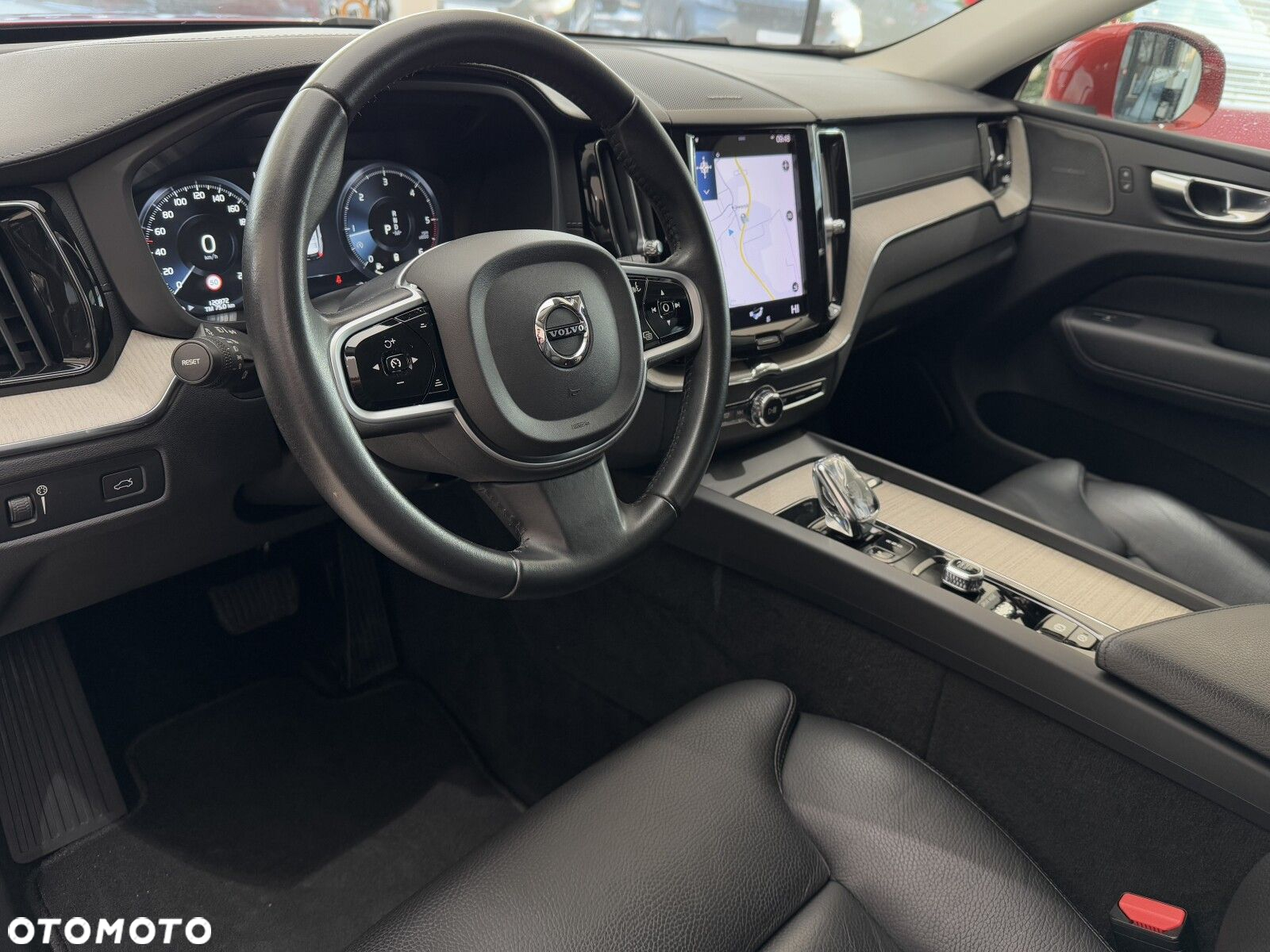 Volvo XC 60 - 8