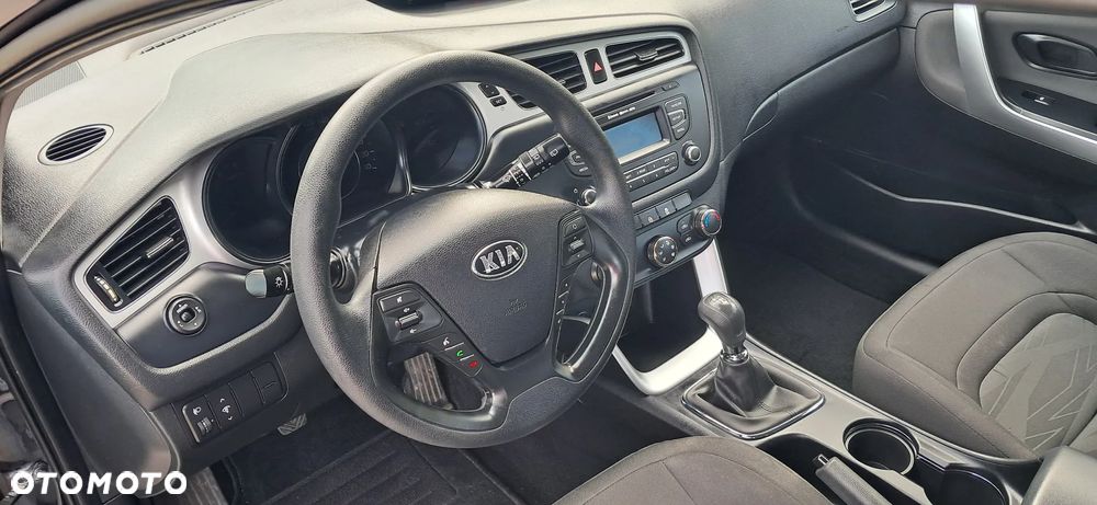 Kia Ceed 1.4 CVVT - 13