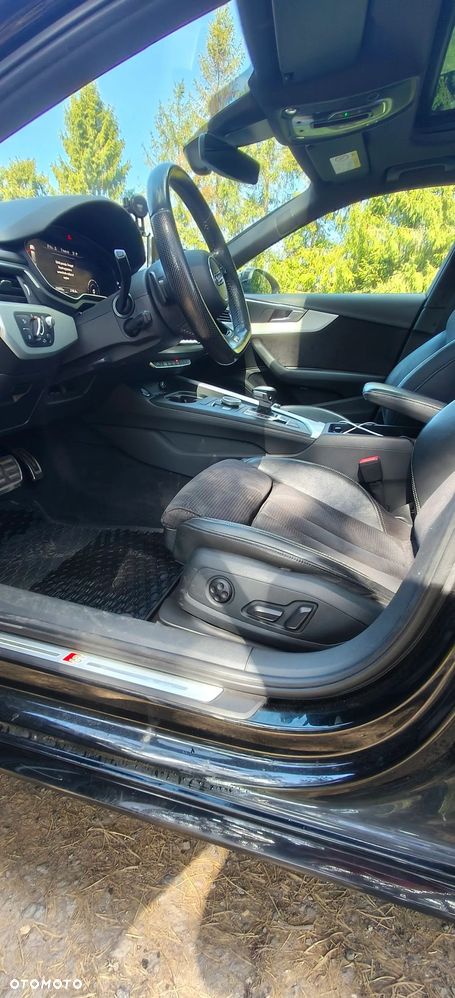 Audi A4 Allroad - 12