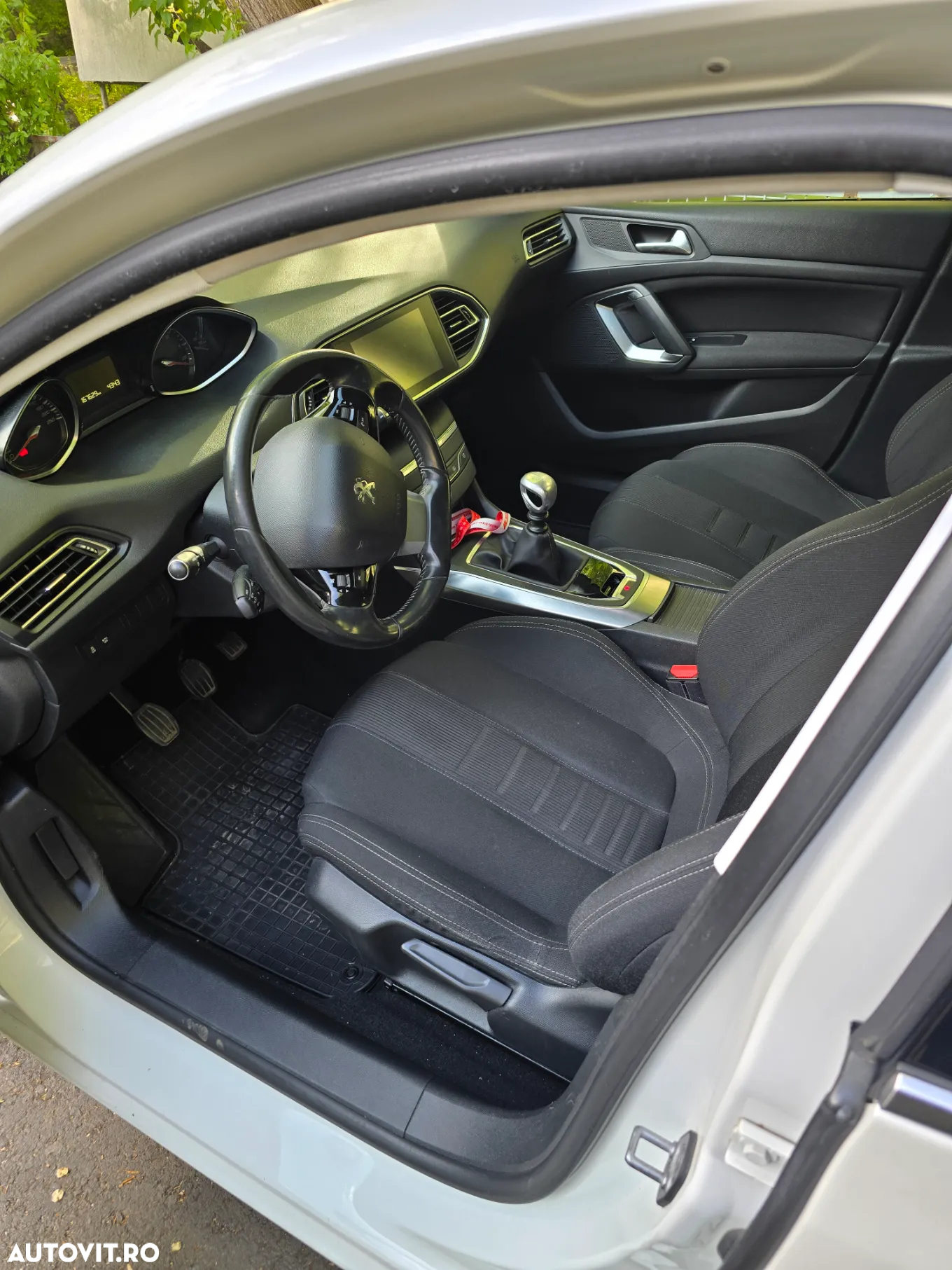 Peugeot 308 e-HDi FAP 115 Stop&Start Style - 11