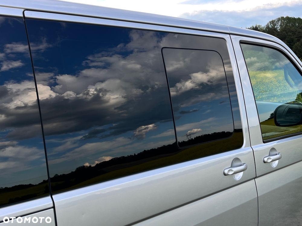 Volkswagen Multivan - 28