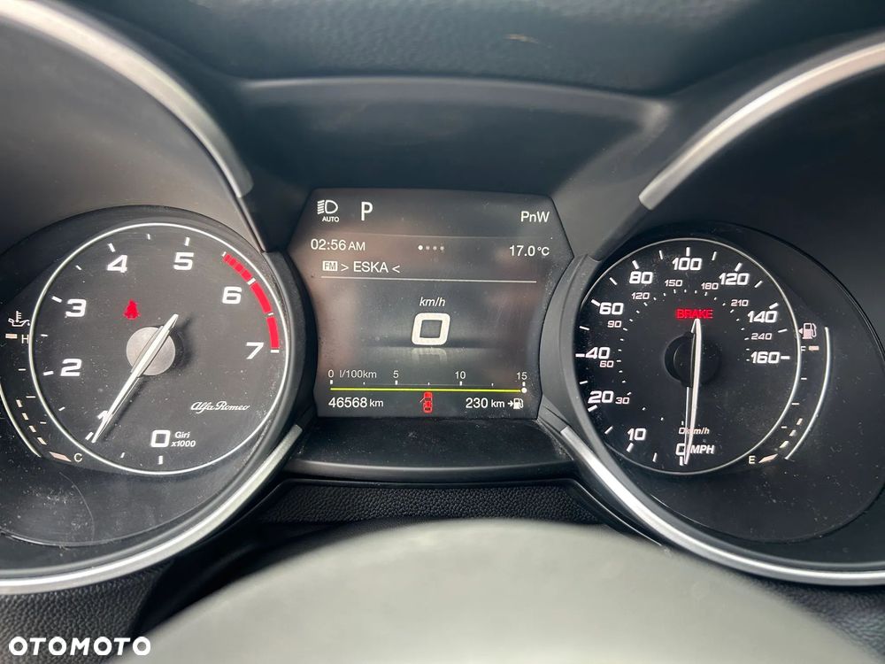 Alfa Romeo Stelvio 2.0 Turbo 16V AT8-Q4 Sprint - 33