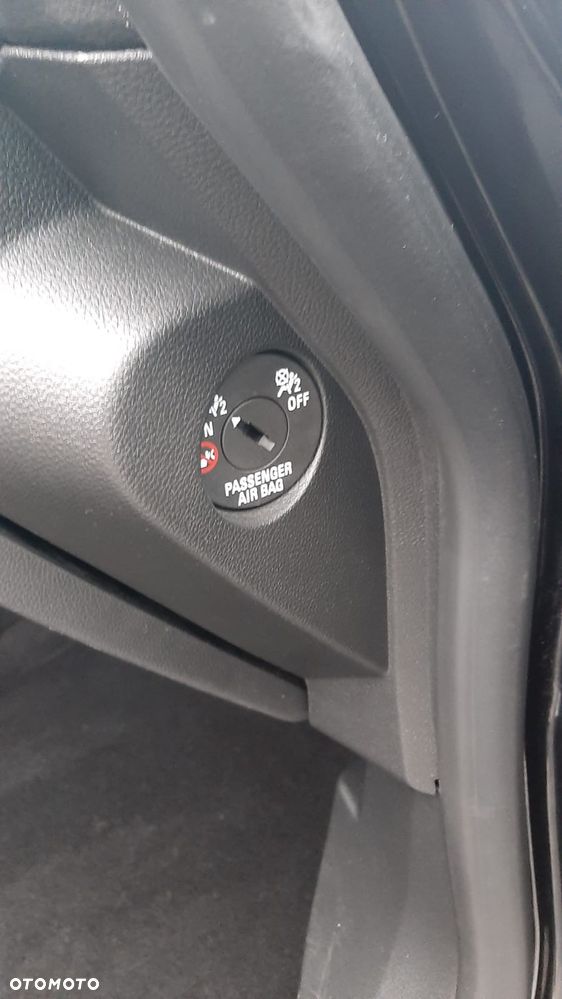 Opel Astra 1.4 Turbo Edition Sport - 27