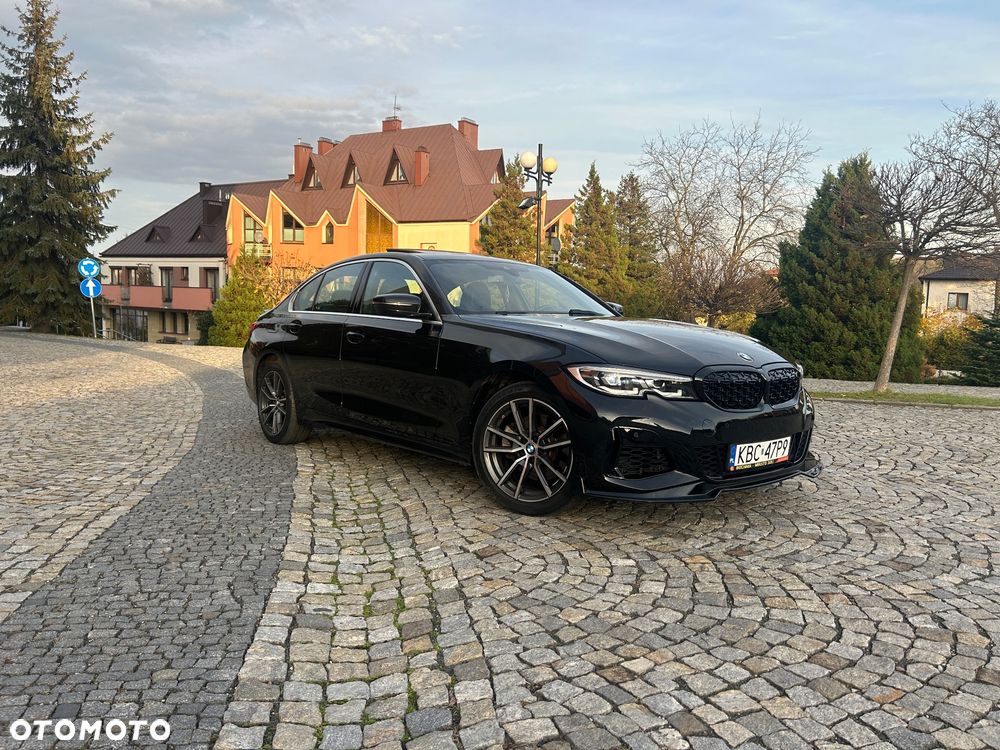 BMW Seria 3 330i xDrive M Sport - 12