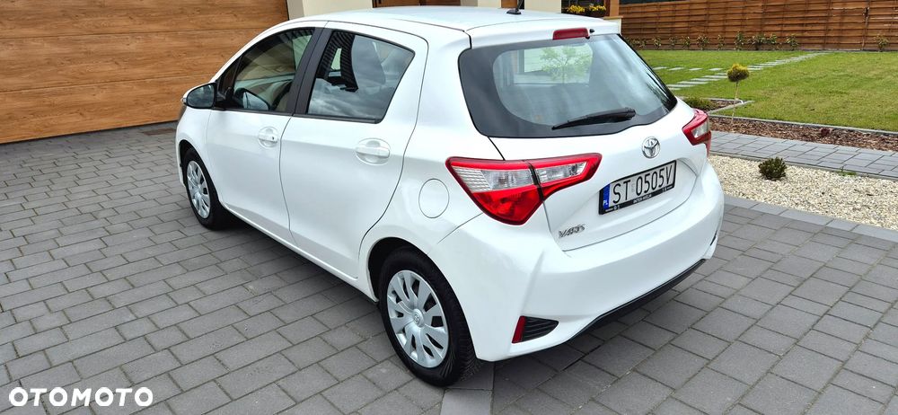 Toyota Yaris 1.5 Active - 9