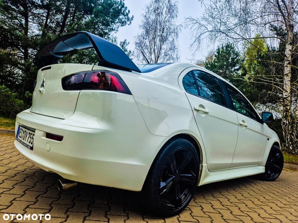 Mitsubishi Lancer 1.6 Intense - 1