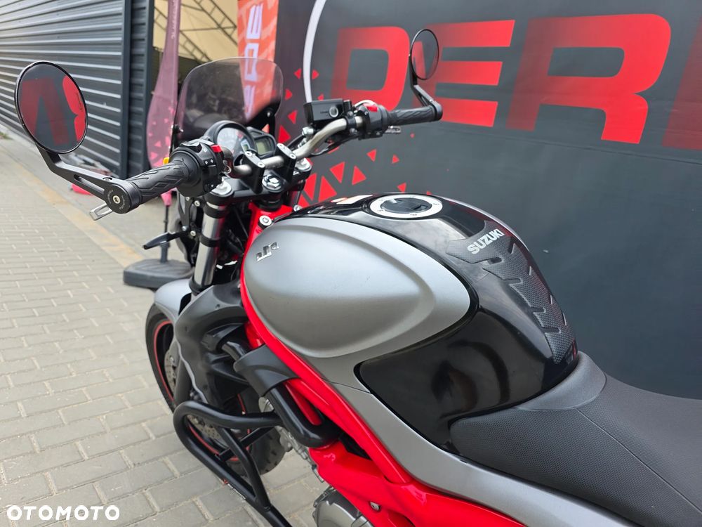 Suzuki Gladius - 9