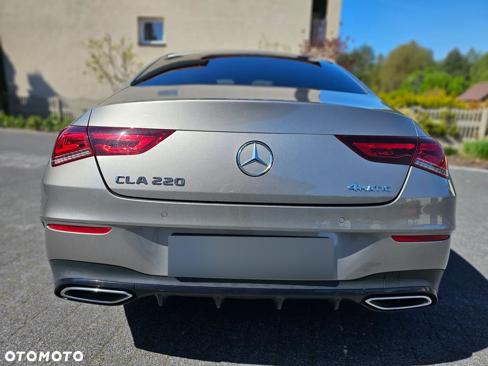 Mercedes-Benz CLA 220 4-Matic AMG Line 7G-DCT - 7