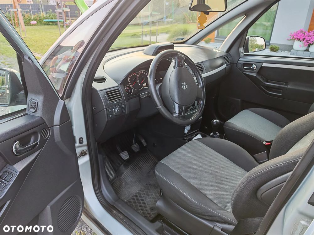 Opel Meriva 1.6 Cosmo - 4