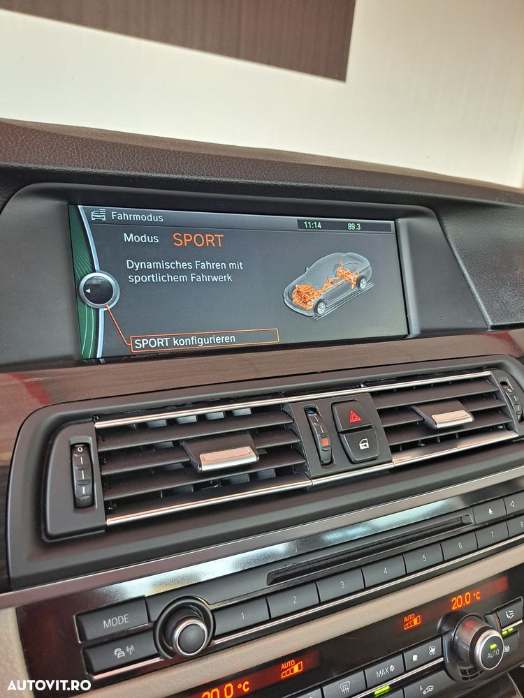 BMW Seria 5 525d xDrive Sport-Aut. - 32