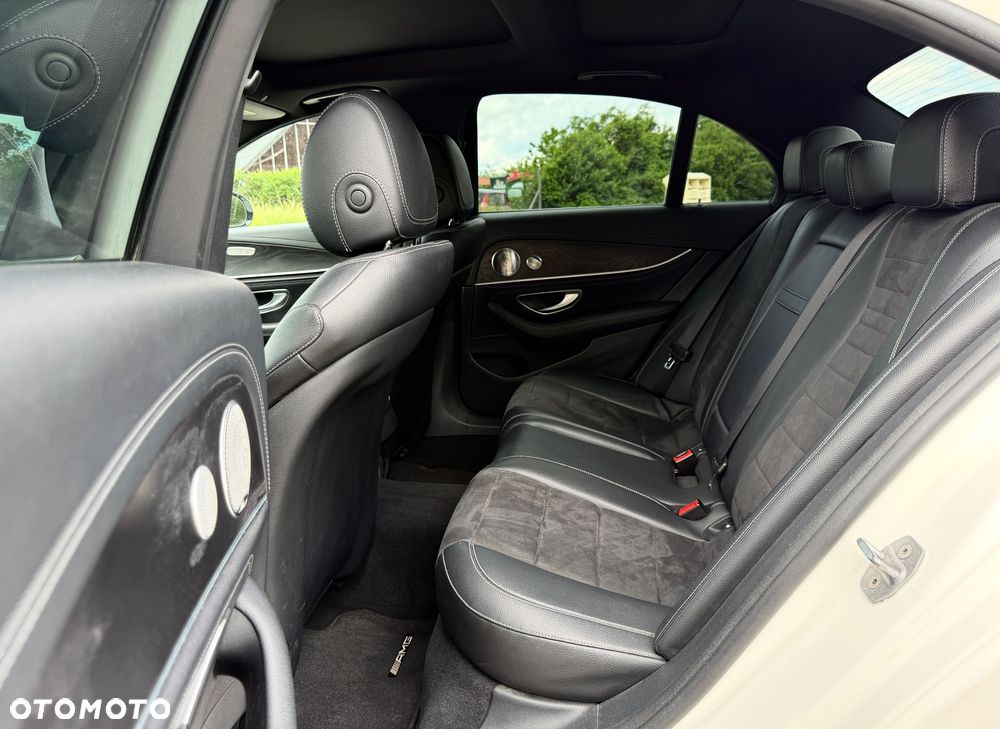 Mercedes-Benz Klasa E 220 d 9G-TRONIC - 39