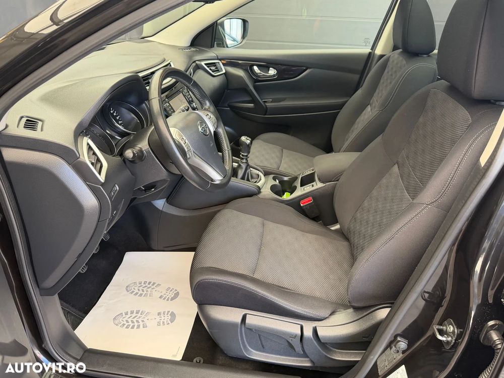 Nissan Qashqai 1.6 DCI ALL-MODE 4x4i N-Connecta - 18