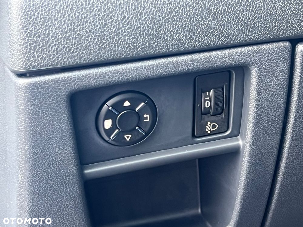 Peugeot 5008 HDI FAP 110 EGS6 Business-Line - 29
